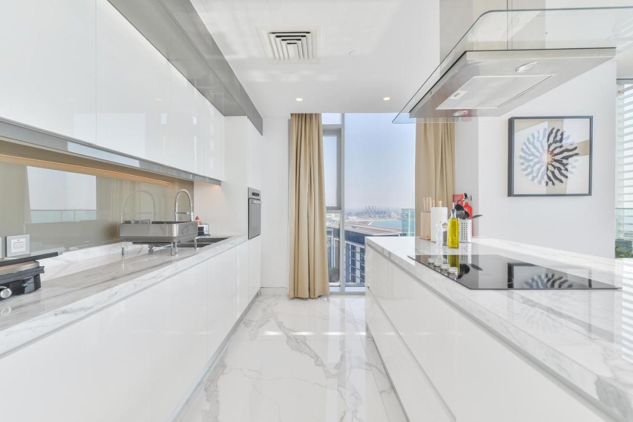 Luxe 3 Bedroom Oceanfront Apartment In The Heart Of Bluewaters Island 迪拜 外观 照片